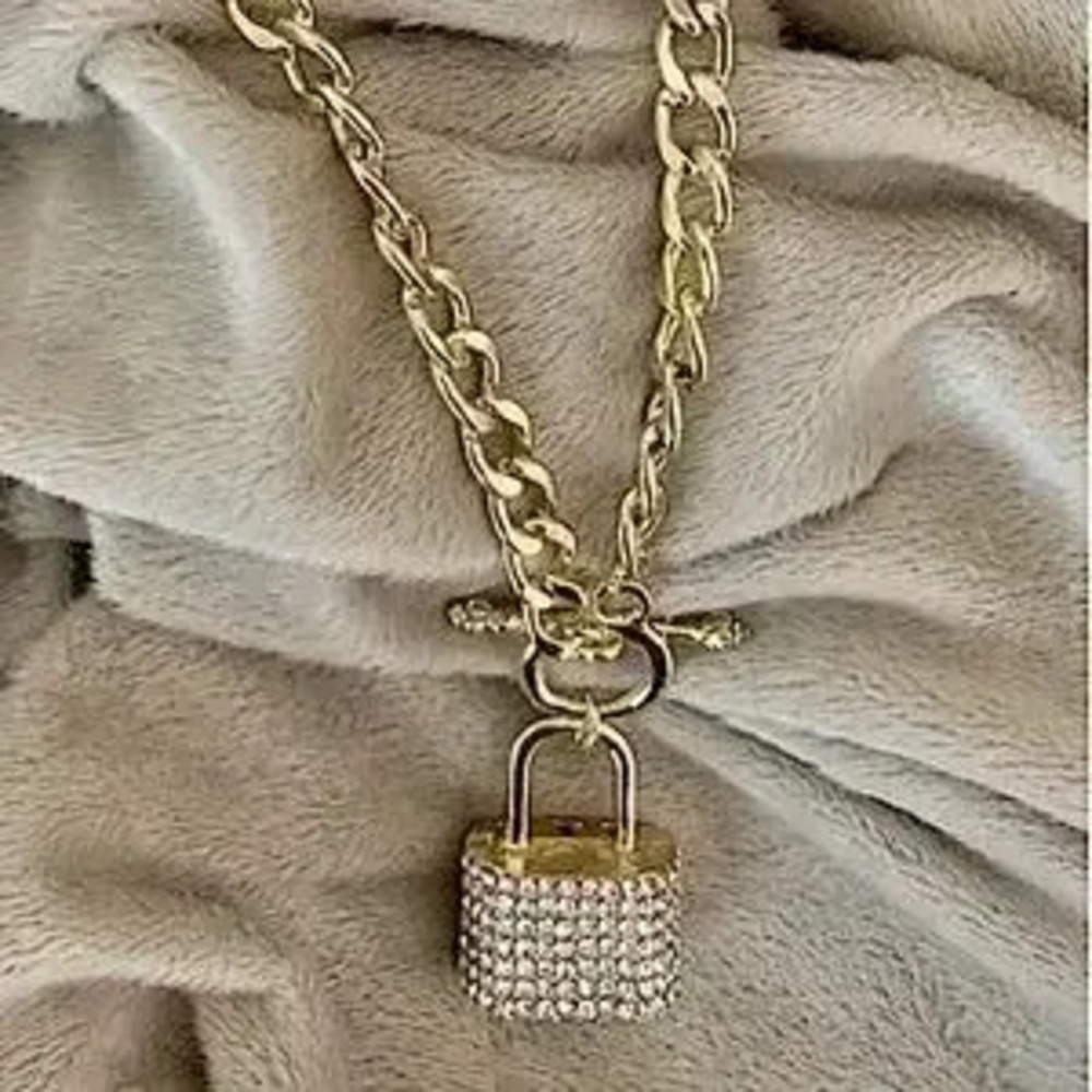 Gold Lock Rhinestone Chain Link Toggle Necklace - Picture 6 of 10